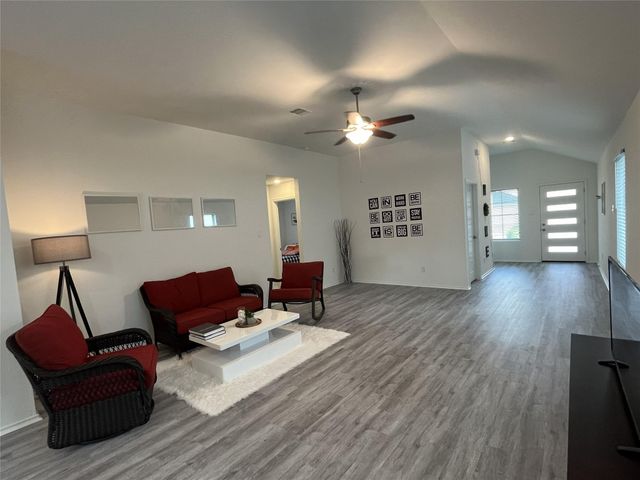 21618 Lemon Beebrush Lane, Katy, TX 77449