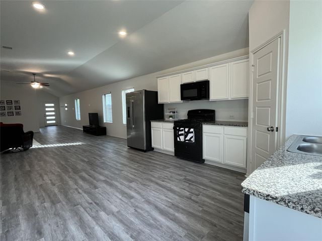21618 Lemon Beebrush Lane, Katy, TX 77449