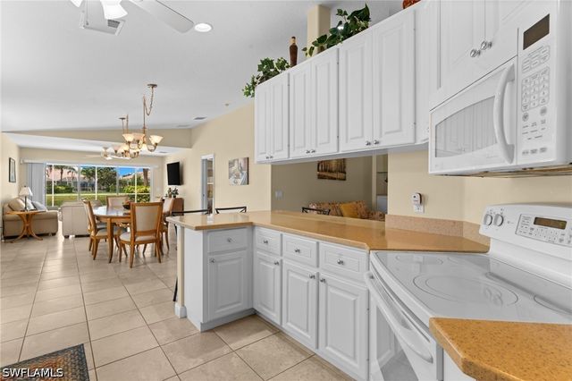 7620 Rozzini LN, Naples, FL 34114