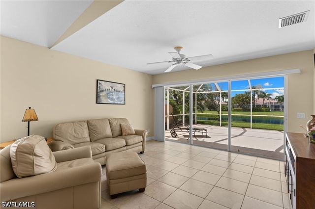 7620 Rozzini LN, Naples, FL 34114