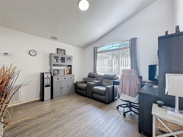 566 MONTANA AVENUE, Davenport, FL 33897