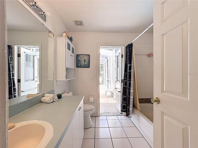 566 MONTANA AVENUE, Davenport, FL 33897