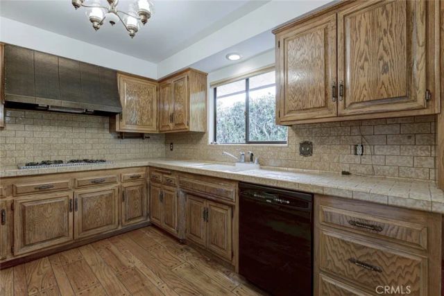 3309 Sparr Boulevard, Glendale, CA 91208