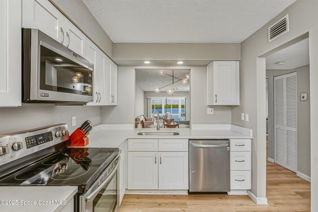 1605 Minutemen Causeway 213, Cocoa Beach, FL 32931