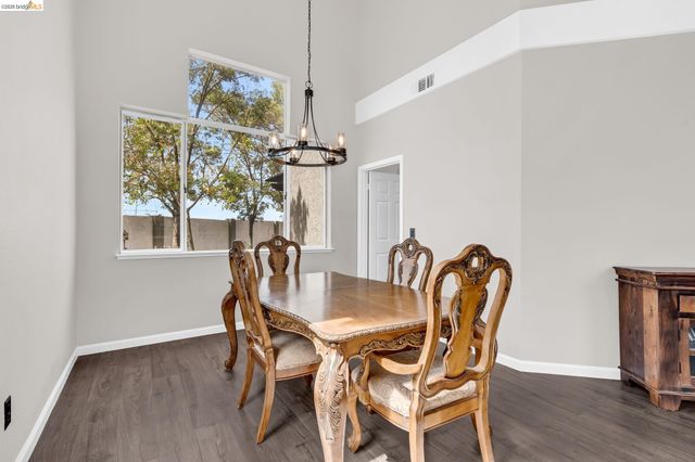 2158 Newport Ct, Discovery Bay, CA 94505