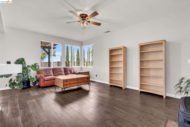 2158 Newport Ct, Discovery Bay, CA 94505