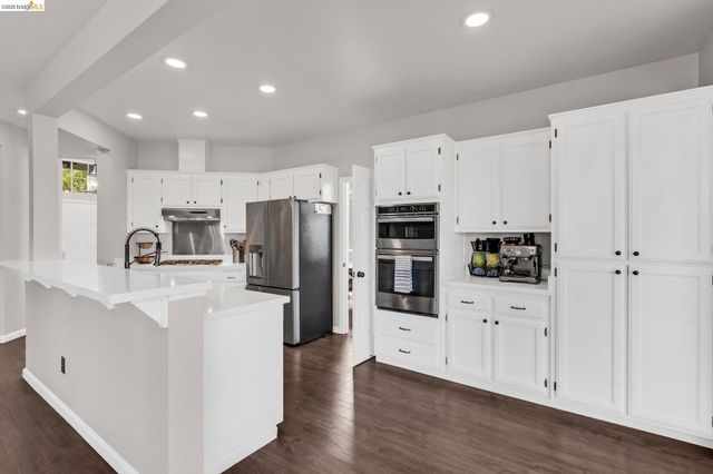 2158 Newport Ct, Discovery Bay, CA 94505
