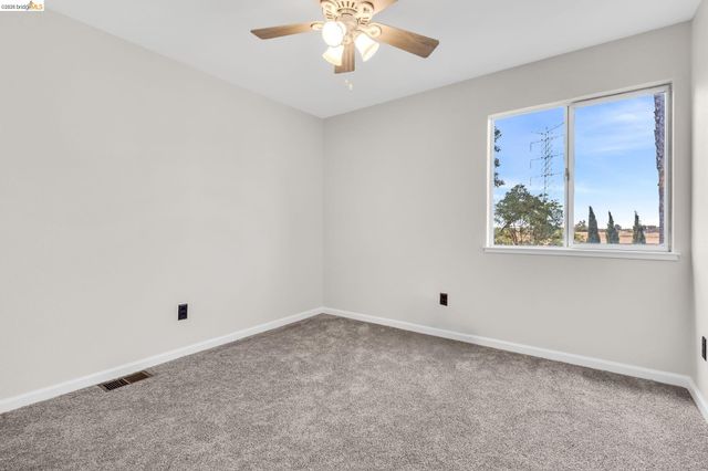 2158 Newport Ct, Discovery Bay, CA 94505