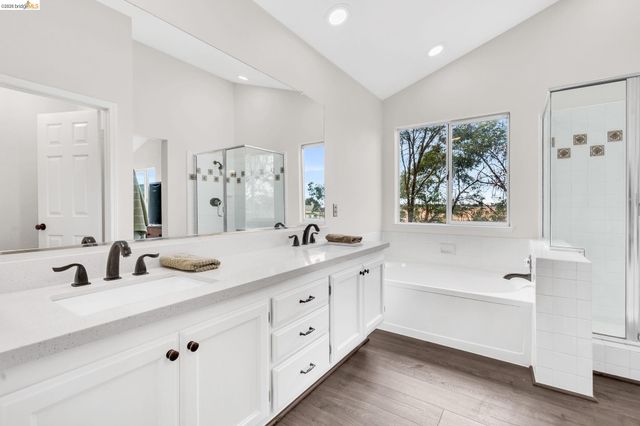 2158 Newport Ct, Discovery Bay, CA 94505