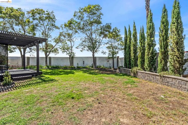 2158 Newport Ct, Discovery Bay, CA 94505