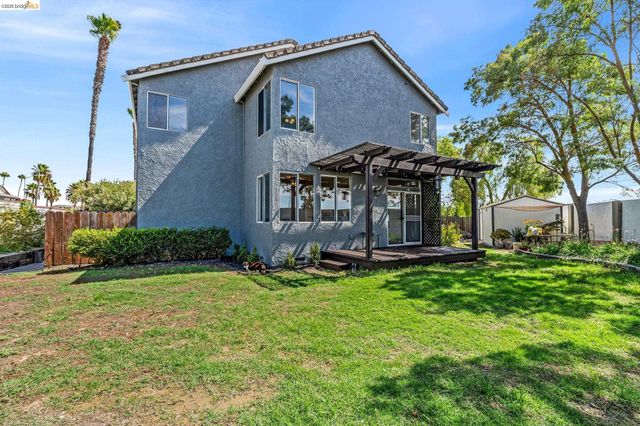 2158 Newport Ct, Discovery Bay, CA 94505