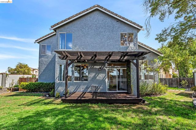 2158 Newport Ct, Discovery Bay, CA 94505