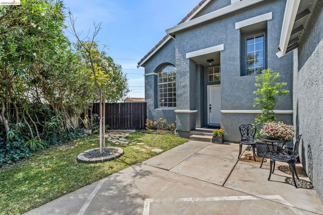 2158 Newport Ct, Discovery Bay, CA 94505