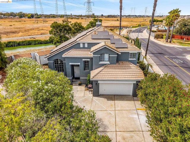 2158 Newport Ct, Discovery Bay, CA 94505