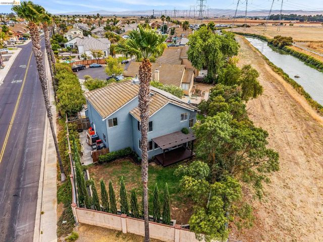 2158 Newport Ct, Discovery Bay, CA 94505