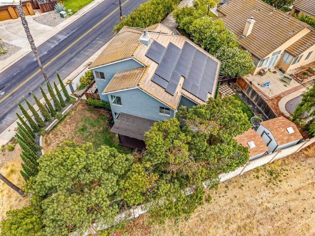 2158 Newport Ct, Discovery Bay, CA 94505