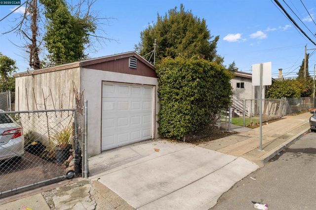 5145 Foothill Blvd, Oakland, CA 94601