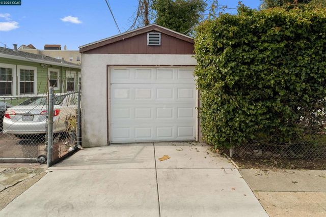 5145 Foothill Blvd, Oakland, CA 94601