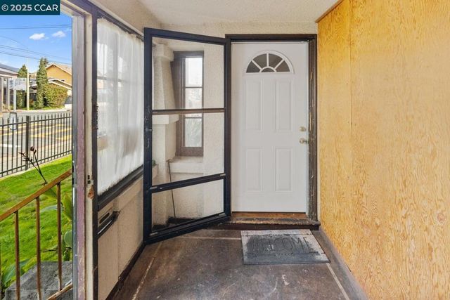 5145 Foothill Blvd, Oakland, CA 94601