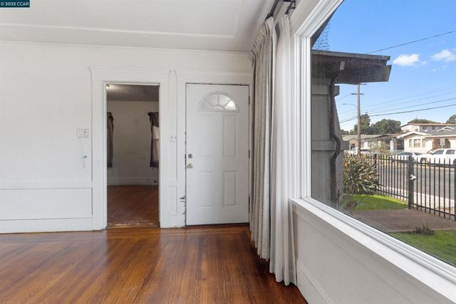 5145 Foothill Blvd, Oakland, CA 94601