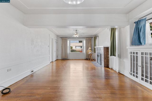 5145 Foothill Blvd, Oakland, CA 94601