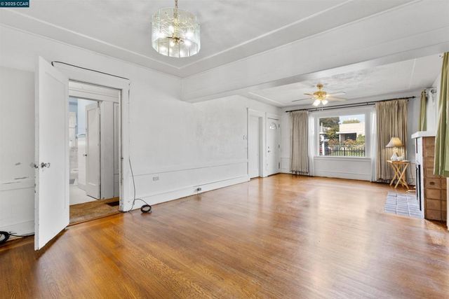 5145 Foothill Blvd, Oakland, CA 94601