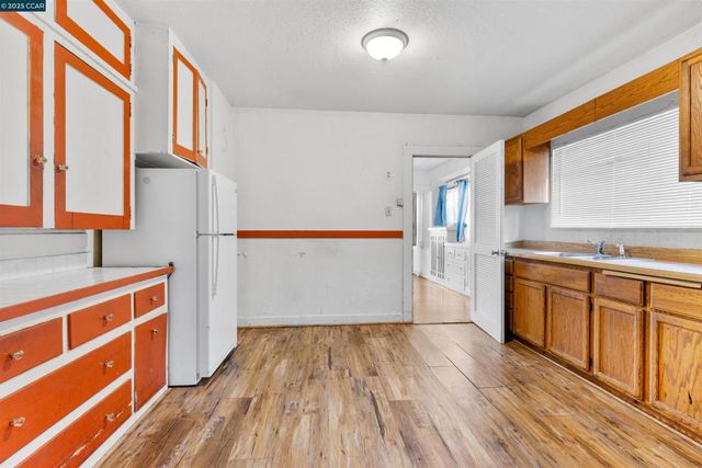 5145 Foothill Blvd, Oakland, CA 94601