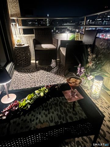 111 Dekoven Drive 708, Middletown, CT 06457