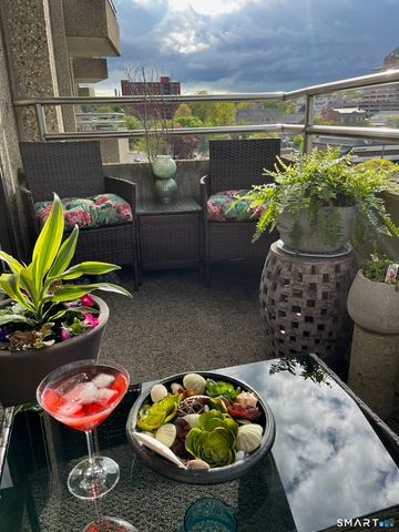 111 Dekoven Drive 708, Middletown, CT 06457