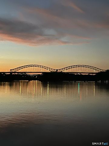 111 Dekoven Drive 708, Middletown, CT 06457