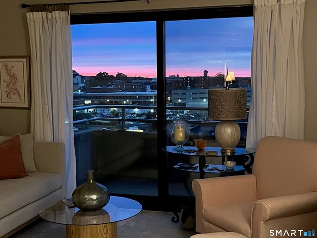 111 Dekoven Drive 708, Middletown, CT 06457