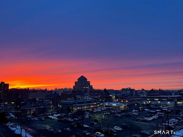 111 Dekoven Drive 708, Middletown, CT 06457