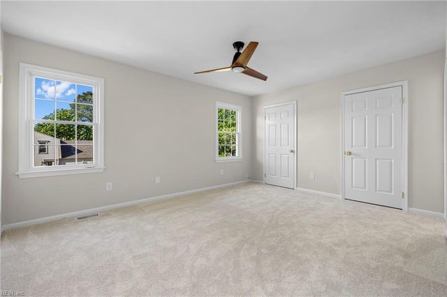 2092 Grey Fox LN, Virginia Beach, VA 23456