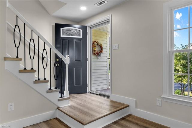 2092 Grey Fox LN, Virginia Beach, VA 23456