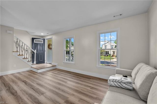 2092 Grey Fox LN, Virginia Beach, VA 23456