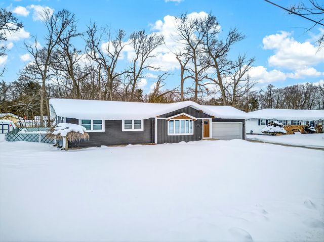 2009 Riegler Road, Muskegon Twp, MI 49445