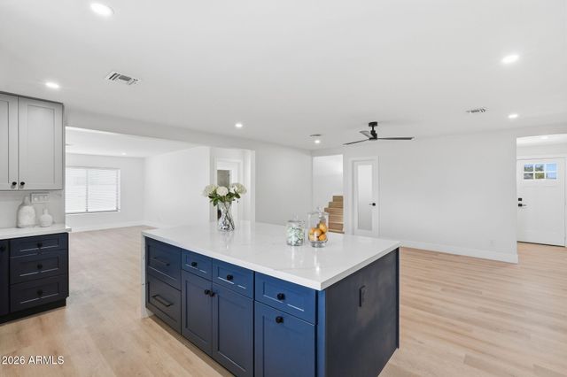 7625 N 39TH Avenue, Phoenix, AZ 85051