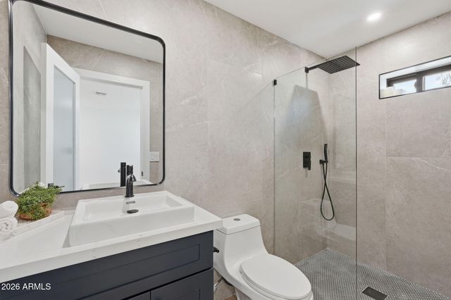7625 N 39TH Avenue, Phoenix, AZ 85051