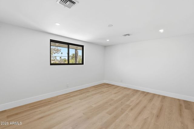 7625 N 39TH Avenue, Phoenix, AZ 85051