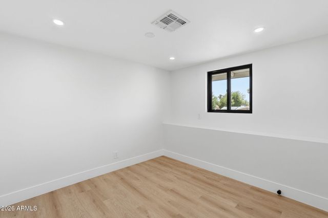 7625 N 39TH Avenue, Phoenix, AZ 85051