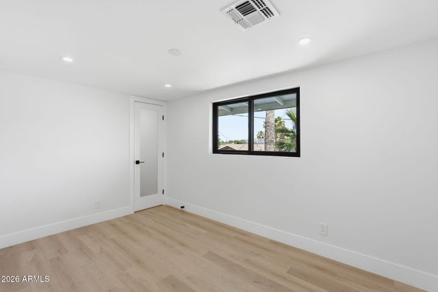 7625 N 39TH Avenue, Phoenix, AZ 85051