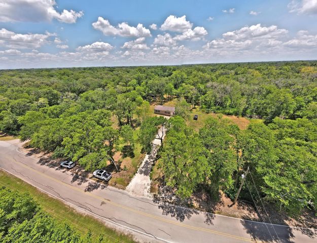 317 River Road, Angleton, TX 77515