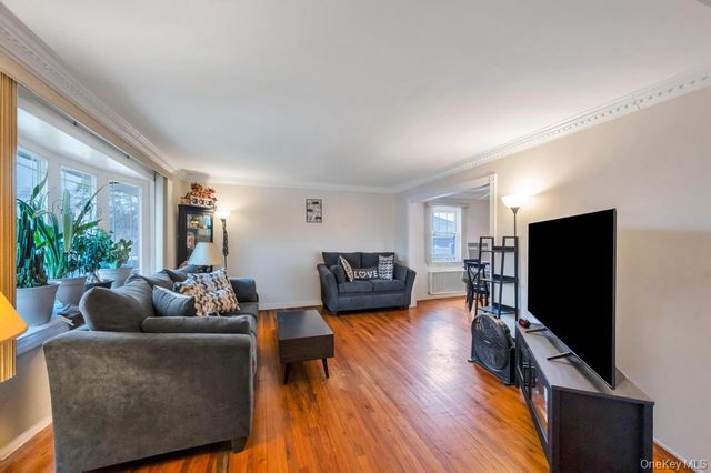 14 Cleaves Avenue, Hempstead, NY 11550