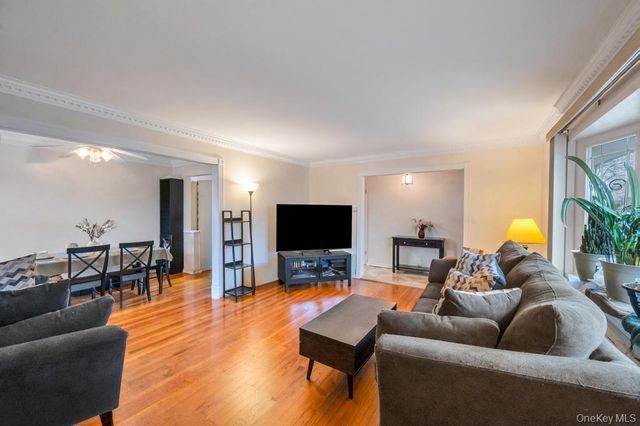 14 Cleaves Avenue, Hempstead, NY 11550