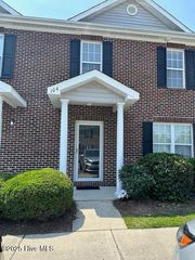 104 Lincoln Place Circle, Leland, NC 28451
