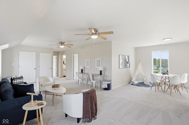 731 W 600 N, Whiteland, IN 46184