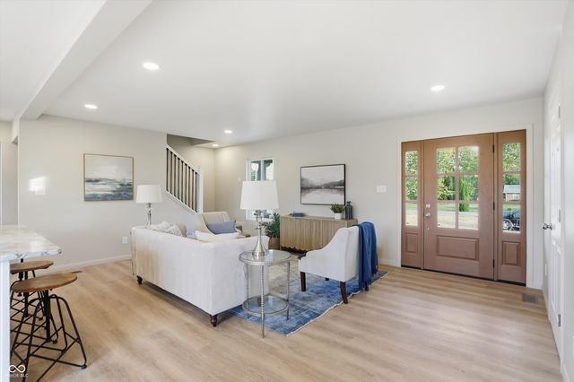 731 W 600 N, Whiteland, IN 46184