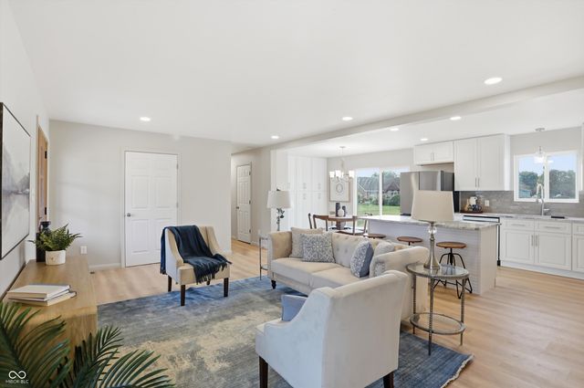 731 W 600 N, Whiteland, IN 46184