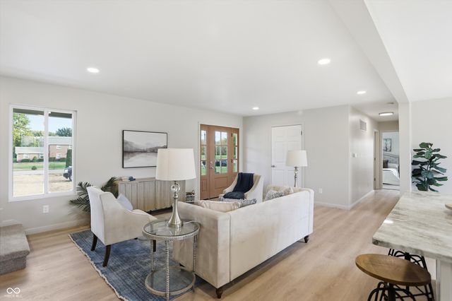 731 W 600 N, Whiteland, IN 46184