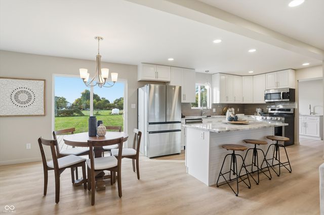 731 W 600 N, Whiteland, IN 46184